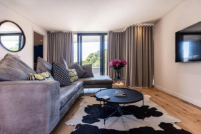 Elegant, secure, GEM with parking Family Home, Cape Town